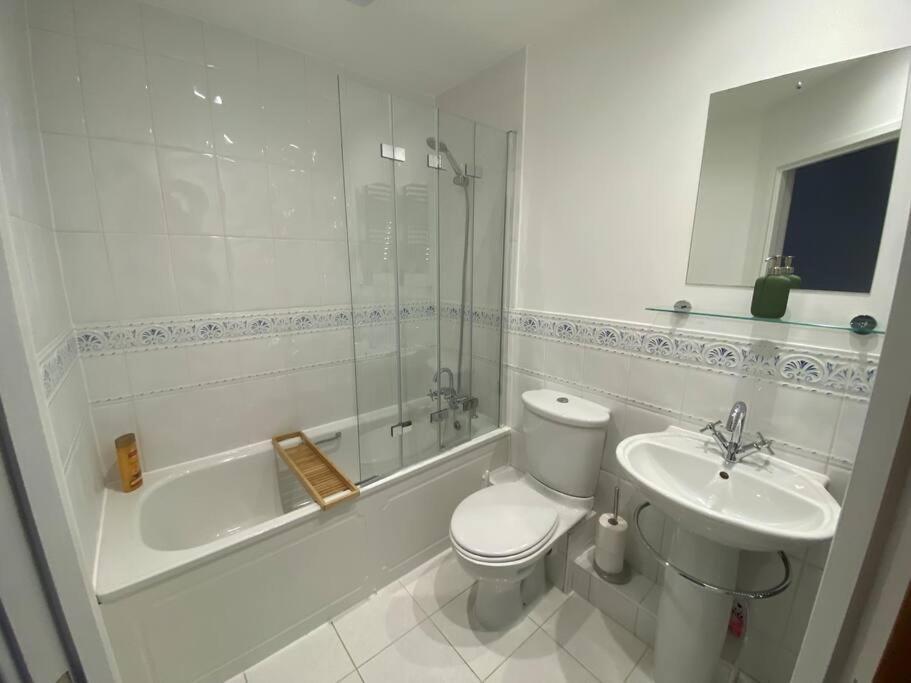 The Penthouse, Winchester Ngoại thất bức ảnh