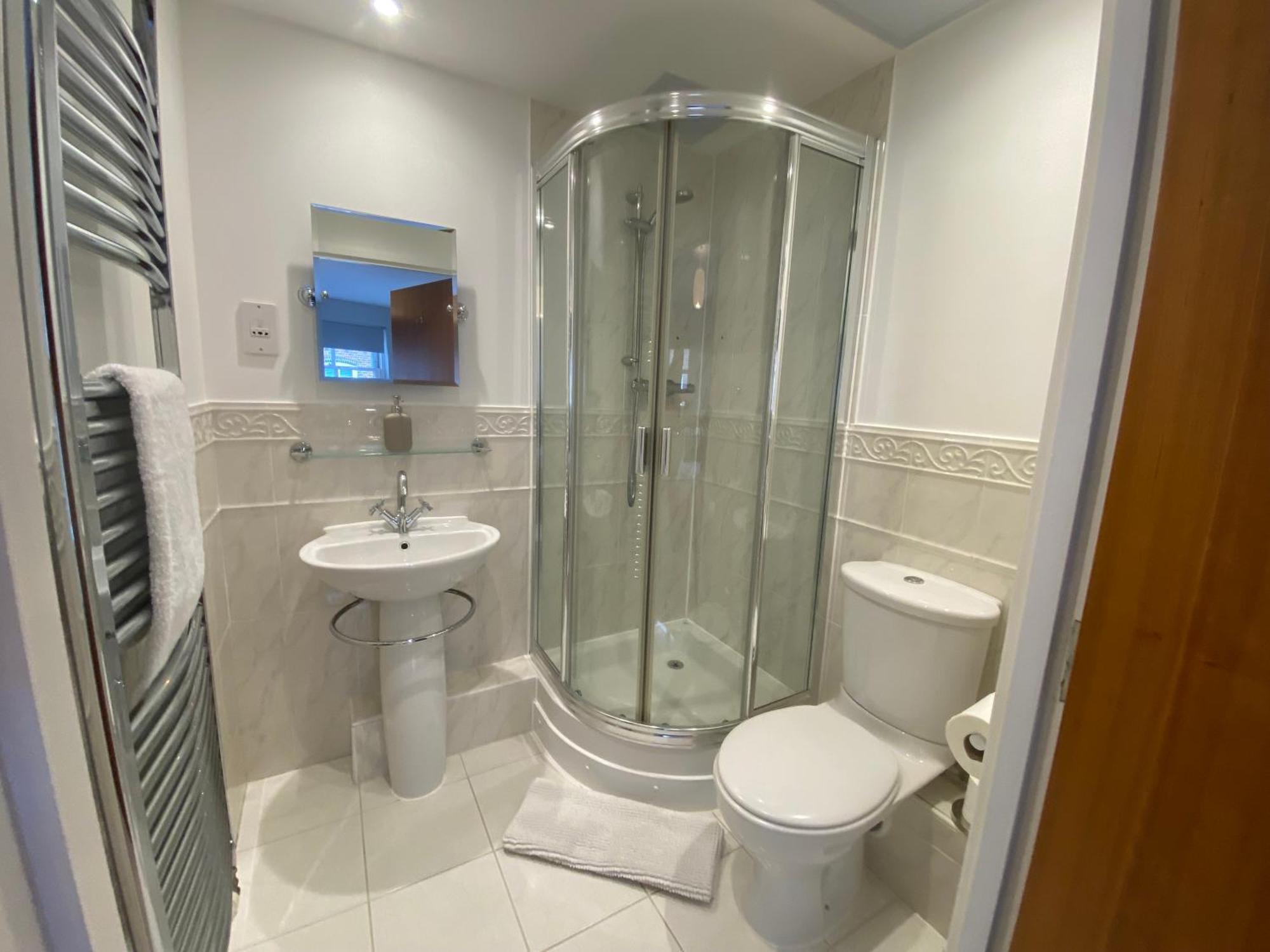 The Penthouse, Winchester Ngoại thất bức ảnh